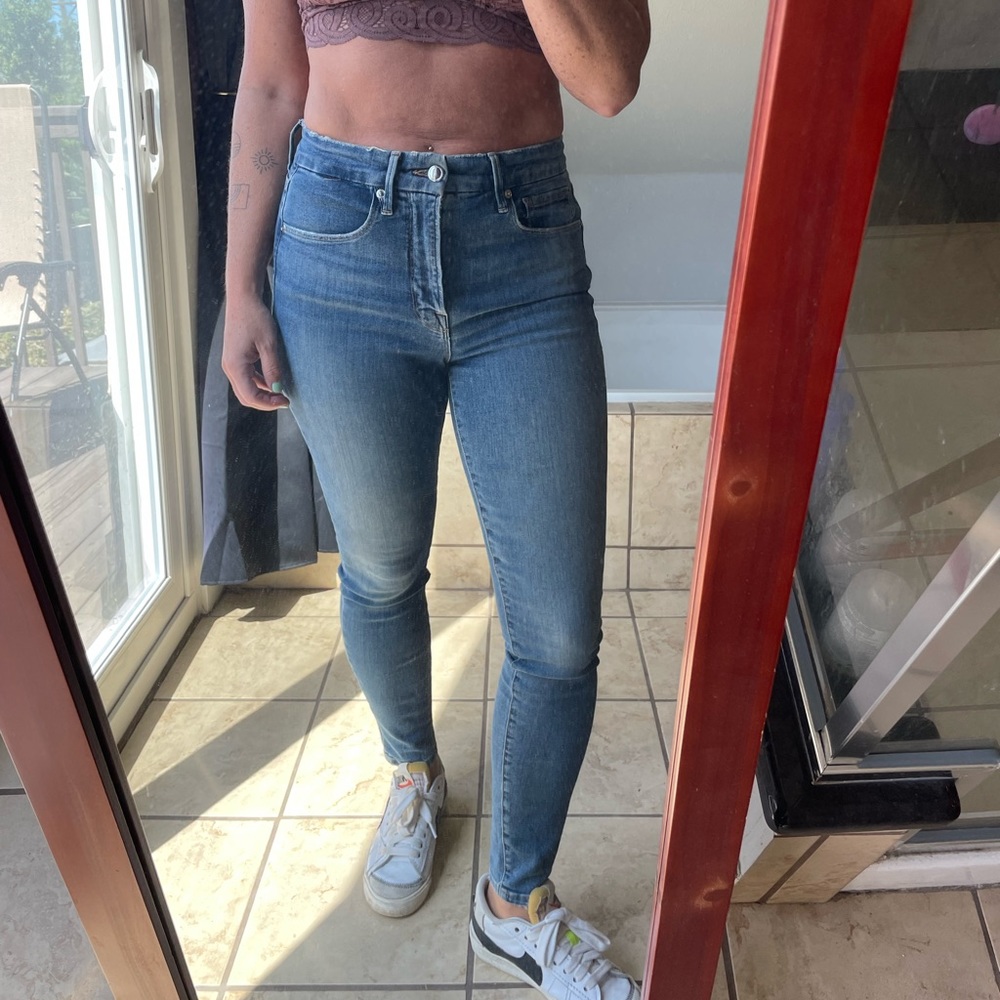 Good American Jeans | Good Waist fit | size 28 / 6